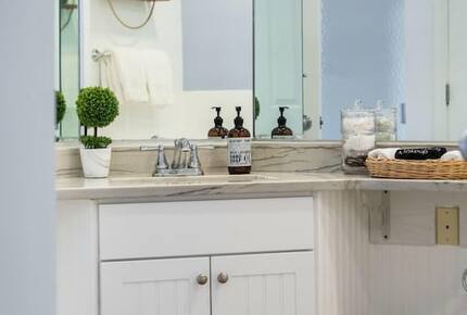 Summer Beach Getaway - Traverse City, Michigan