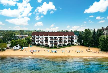 Summer Beach Getaway - Traverse City, Michigan