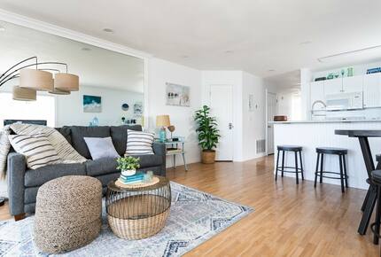 Summer Beach Getaway - Traverse City, Michigan