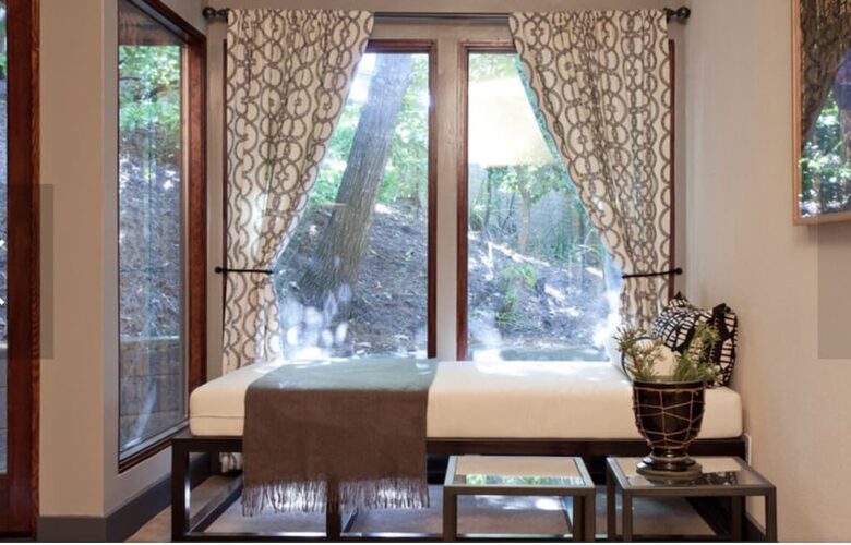 California Om, San Francisco Bay Area Getaway - Hillsborough, California