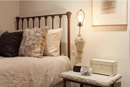 California Om, San Francisco Bay Area Getaway - Hillsborough, California