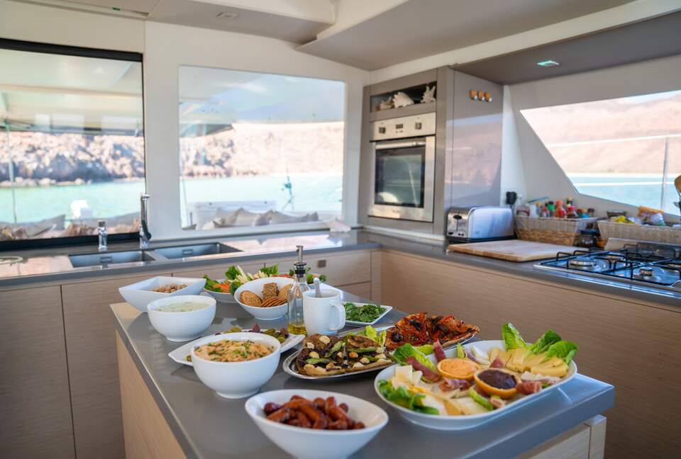 50 Foot Family-Friendly Sea of Cortez Catamaran - La Paz, Mexico