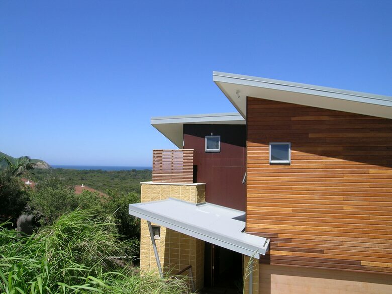 looking east to the pacific ocean