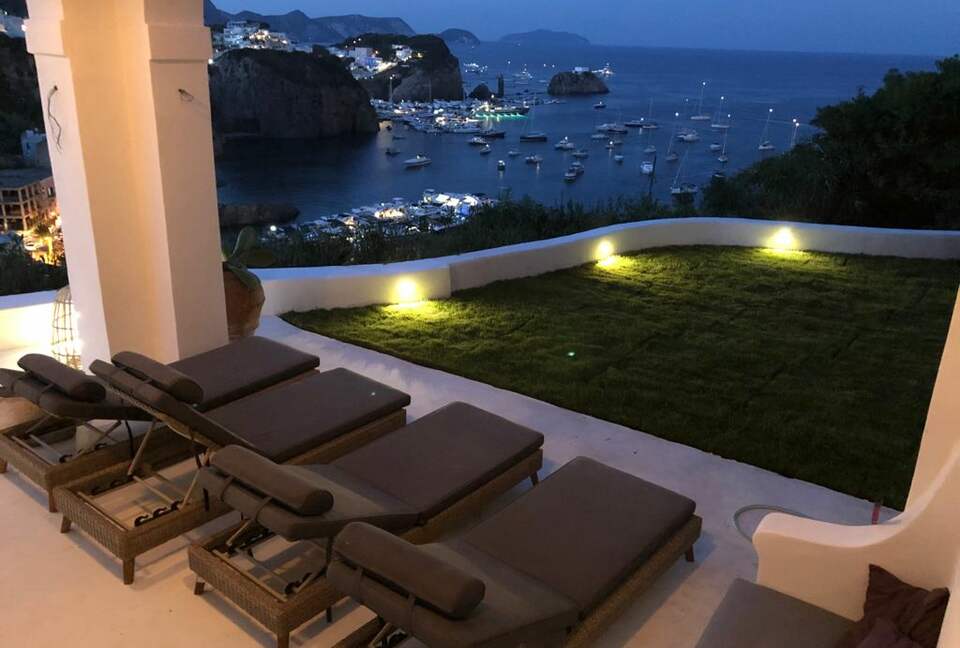 Luxury villa with amazing sea view - Isola di Ponza, Italy