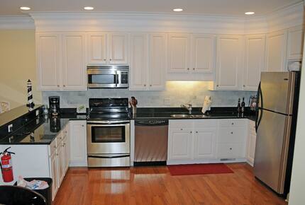 4 Bedroom/4.5 Bath-Beach House, Private Pool Steps from Beach - Surfside Beach, South Carolina