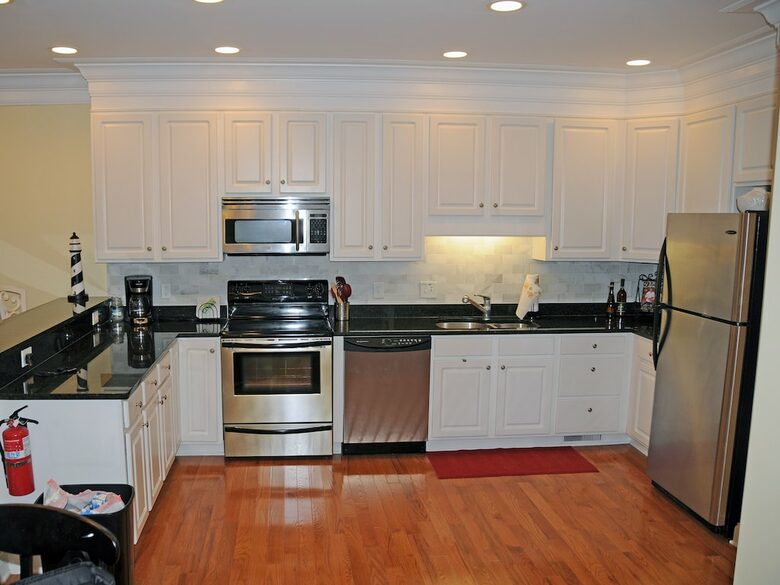 4 Bedroom/4.5 Bath-Beach House, Private Pool Steps from Beach - Surfside Beach, South Carolina