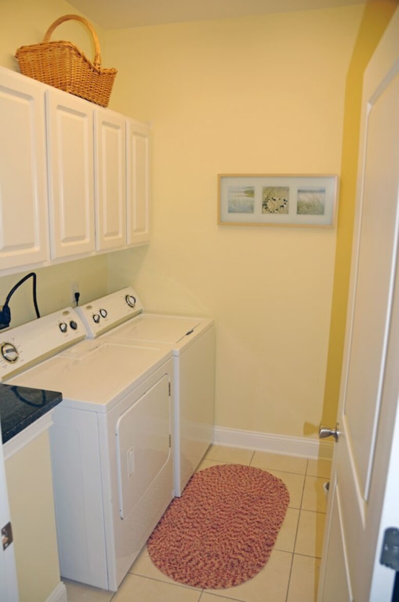 4 Bedroom/4.5 Bath-Beach House, Private Pool Steps from Beach - Surfside Beach, South Carolina