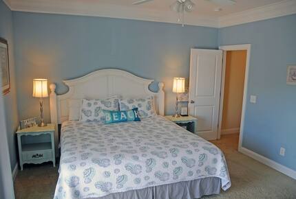 4 Bedroom/4.5 Bath-Beach House, Private Pool Steps from Beach - Surfside Beach, South Carolina