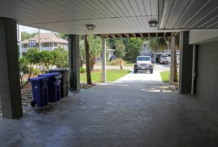 4 Bedroom/4.5 Bath-Beach House, Private Pool Steps from Beach - Surfside Beach, South Carolina