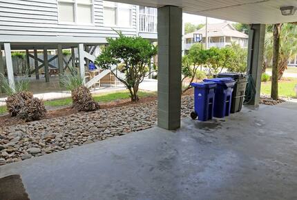 4 Bedroom/4.5 Bath-Beach House, Private Pool Steps from Beach - Surfside Beach, South Carolina