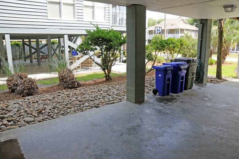 4 Bedroom/4.5 Bath-Beach House, Private Pool Steps from Beach - Surfside Beach, South Carolina