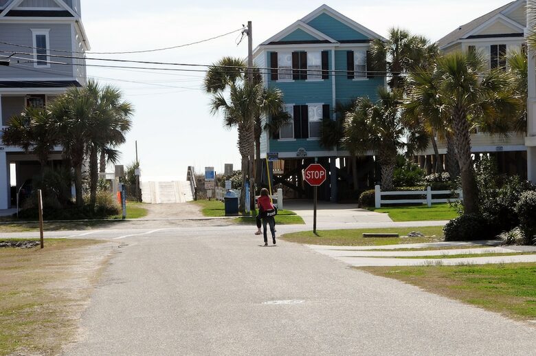 4 Bedroom/4.5 Bath-Beach House, Private Pool Steps from Beach - Surfside Beach, South Carolina