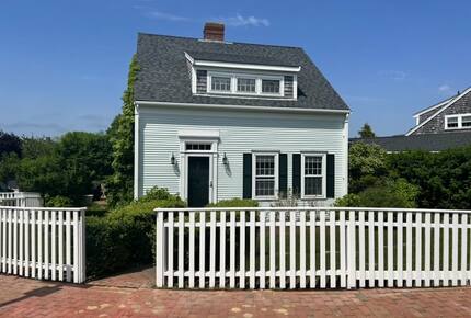 Charming Salt Box in Nantucket - Nantucket, Massachusetts