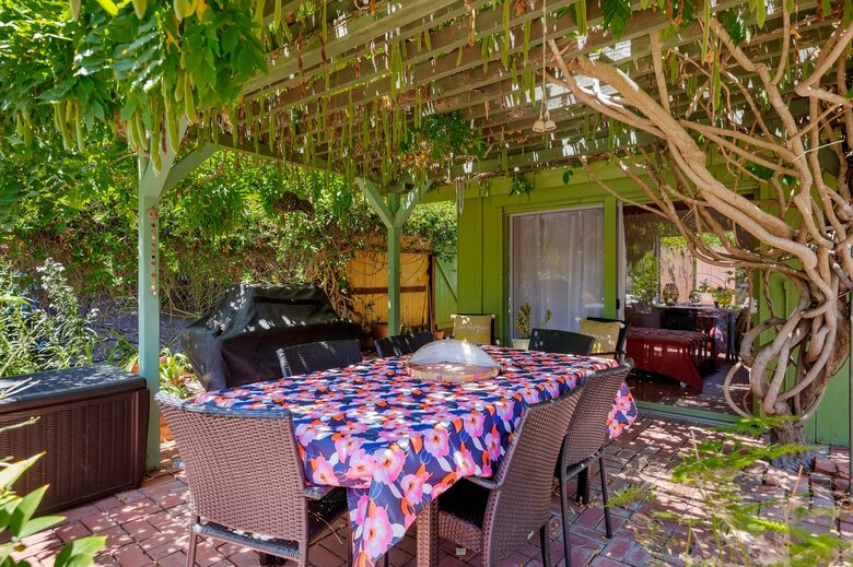 Weber BBQ, outdoor dining summer