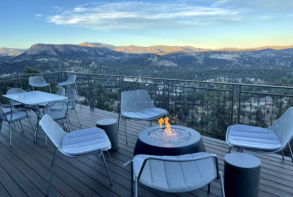 Luxury Zen Treehouse with Stunning Views - Bailey, Colorado