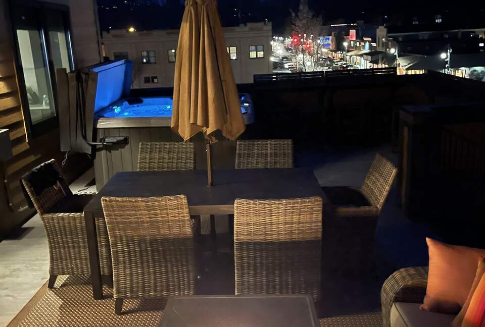 Luxury Penthouse with a Hot Tub on Central Ave - Whitefish, Montana