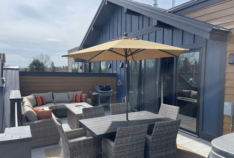 Luxury Penthouse with a Hot Tub on Central Ave - Whitefish, Montana