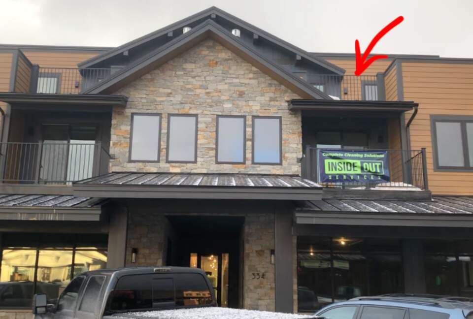 Luxury Penthouse with a Hot Tub on Central Ave - Whitefish, Montana