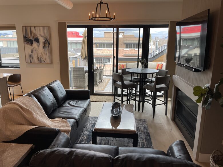 Luxury Penthouse with a Hot Tub on Central Ave - Whitefish, Montana