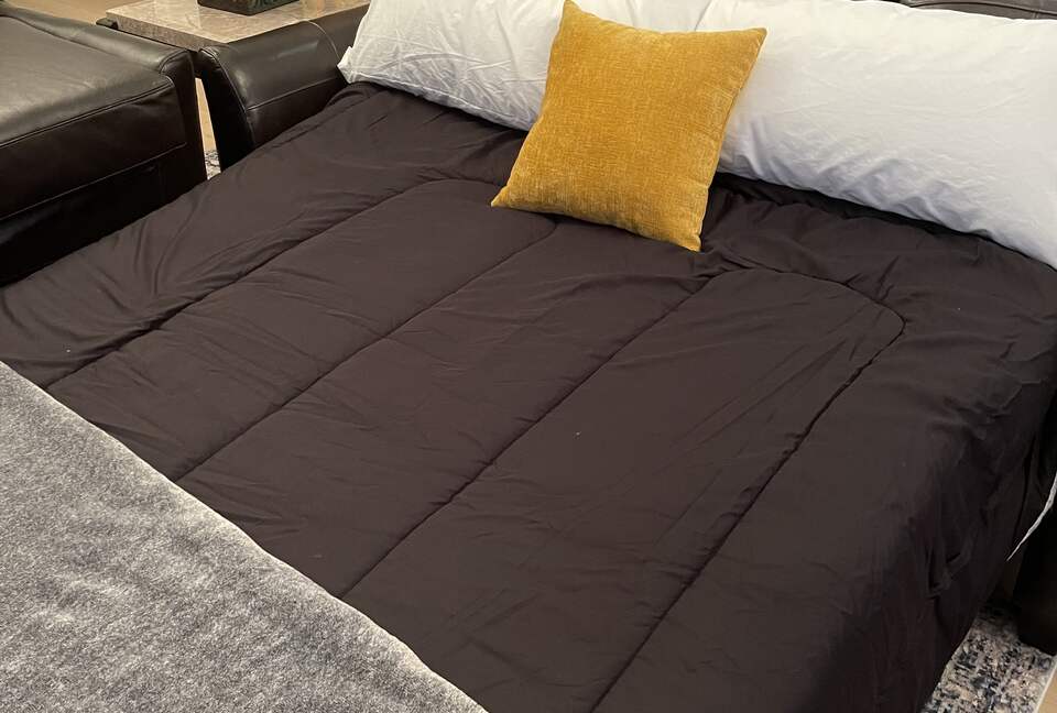 Luxury Penthouse with a Hot Tub on Central Ave - Whitefish, Montana