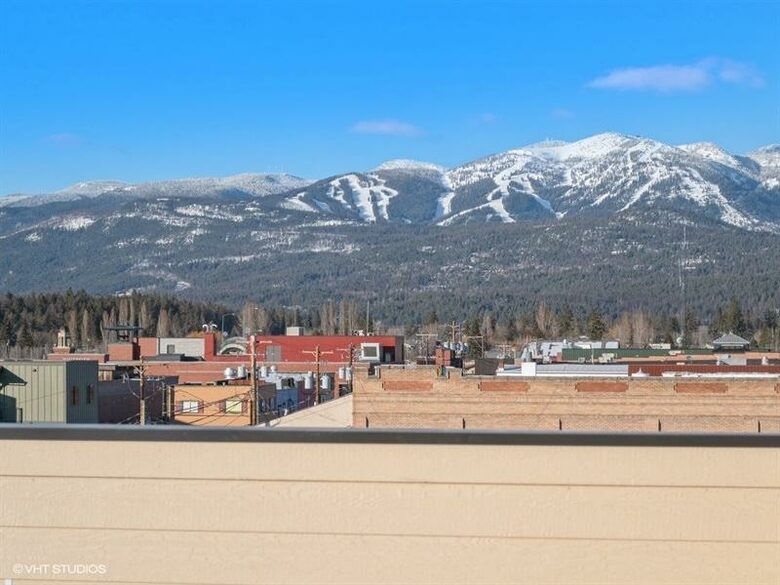 Luxury Penthouse with a Hot Tub on Central Ave - Whitefish, Montana
