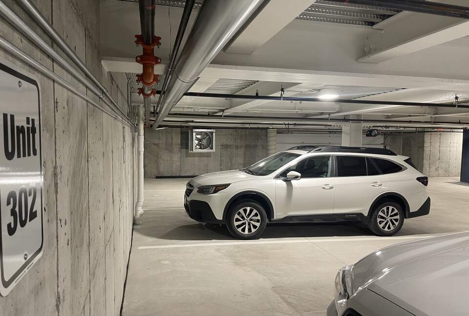 Luxury Penthouse with a Hot Tub on Central Ave - Whitefish, Montana