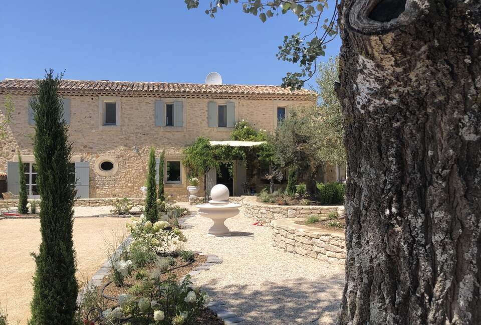 Luxury Villa In the Heart of The Luberon 'Golden Triangle' - Roussillon, Vaucluse, France