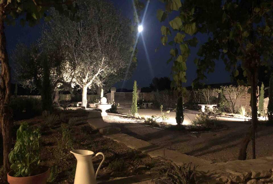 Luxury Villa In the Heart of The Luberon 'Golden Triangle' - Roussillon, Vaucluse, France