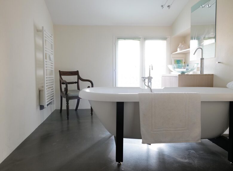 Luxury Villa In the Heart of The Luberon 'Golden Triangle' - Roussillon, Vaucluse, France