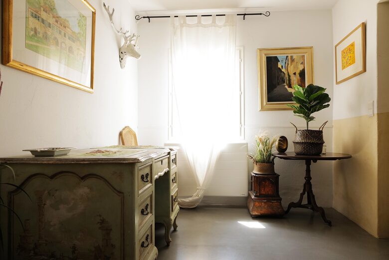 Luxury Villa In the Heart of The Luberon 'Golden Triangle' - Roussillon, Vaucluse, France