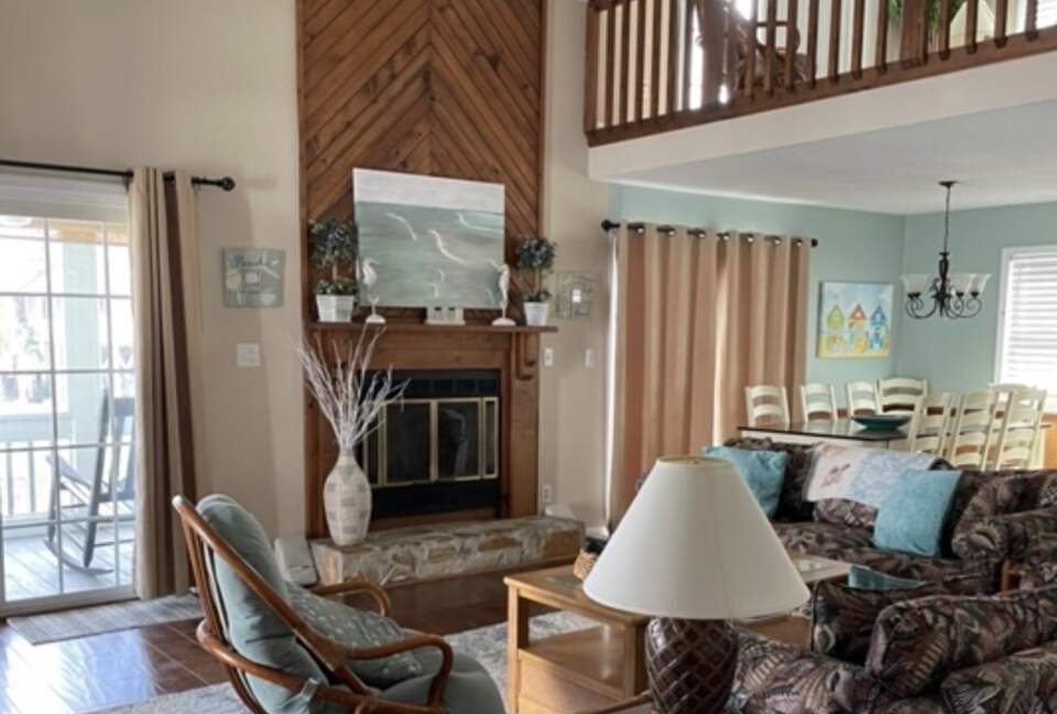 Ocean Isle Beach Retreat - Ocean Isle Beach, North Carolina