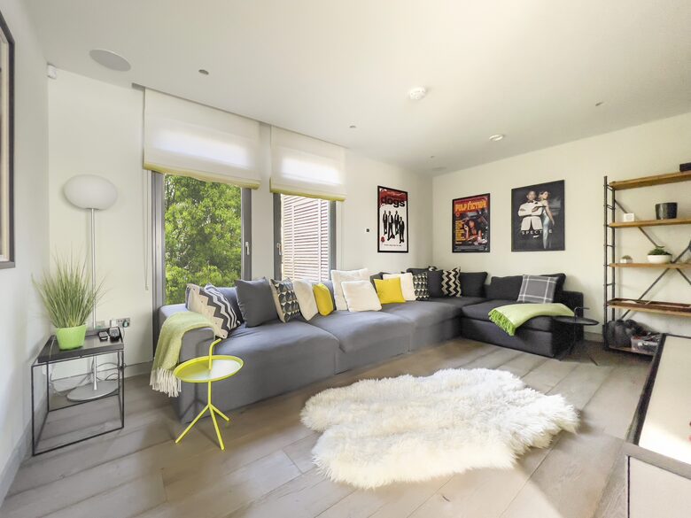 Mallard Lodge - Lechlade, United Kingdom