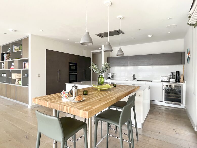 Mallard Lodge - Lechlade, United Kingdom