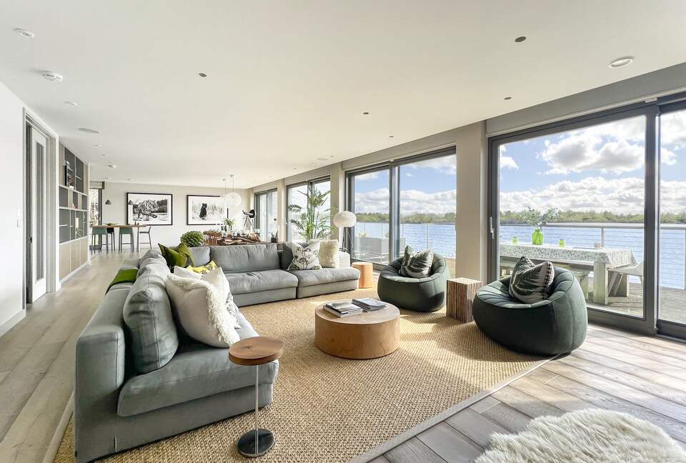 Mallard Lodge - Lechlade, United Kingdom