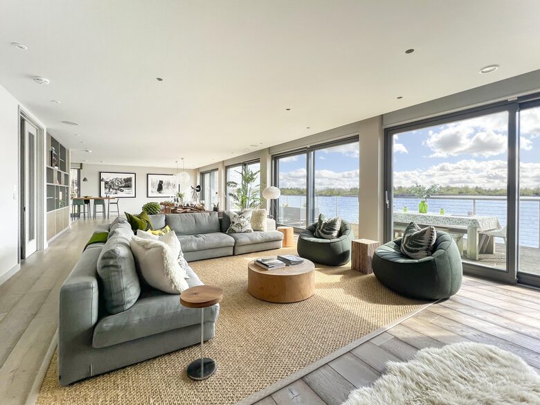 Mallard Lodge - Lechlade, United Kingdom