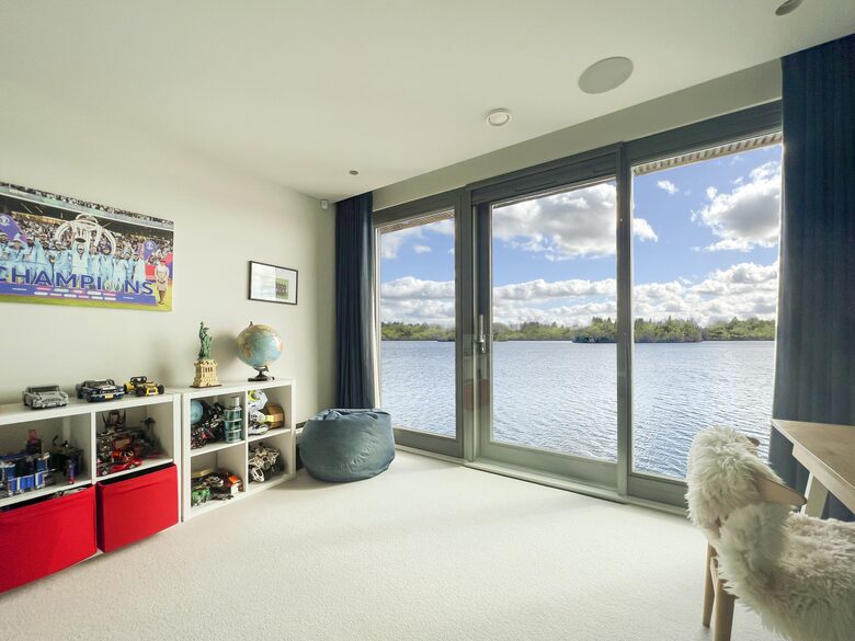 Mallard Lodge - Lechlade, United Kingdom