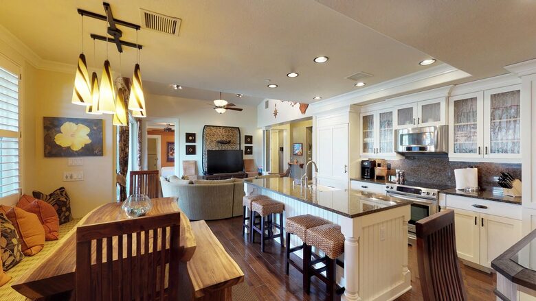 C300 Custom Ocean View Penthouse - Kauai, Hawaii