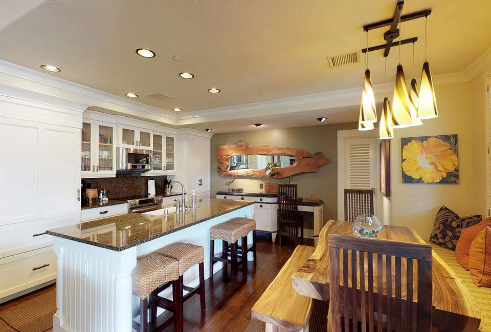 C300 Custom Ocean View Penthouse - Kauai, Hawaii