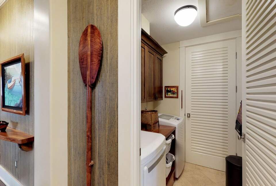 C300 Custom Ocean View Penthouse - Kauai, Hawaii