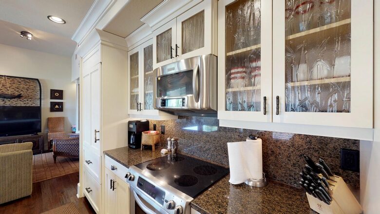 C300 Custom Ocean View Penthouse - Kauai, Hawaii