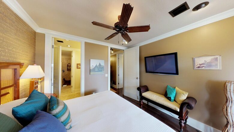 C300 Custom Ocean View Penthouse - Kauai, Hawaii