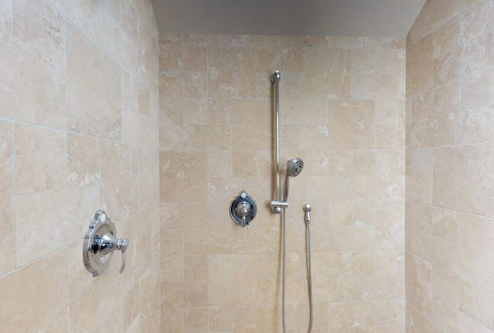 C300 Custom Ocean View Penthouse - Kauai, Hawaii