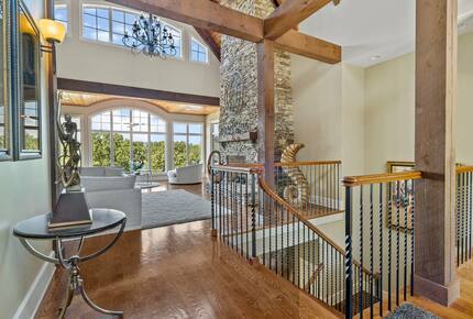 Gorgeous Lakefront Lodge with a Pool and Dock - Fort Mill, South Carolina