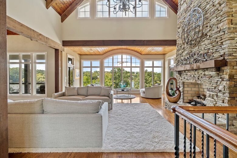 Gorgeous Lakefront Lodge with a Pool and Dock - Fort Mill, South Carolina