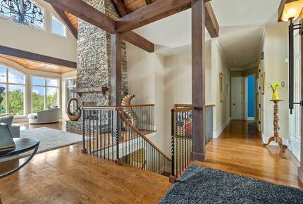 Gorgeous Lakefront Lodge with a Pool and Dock - Fort Mill, South Carolina