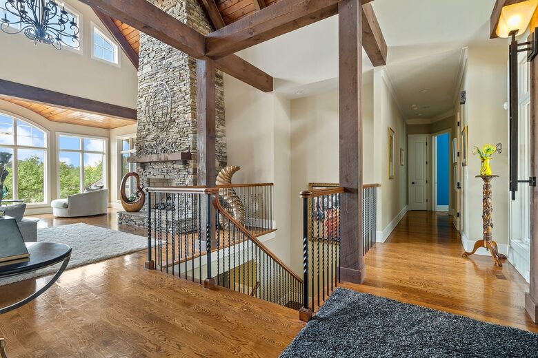 Gorgeous Lakefront Lodge with a Pool and Dock - Fort Mill, South Carolina