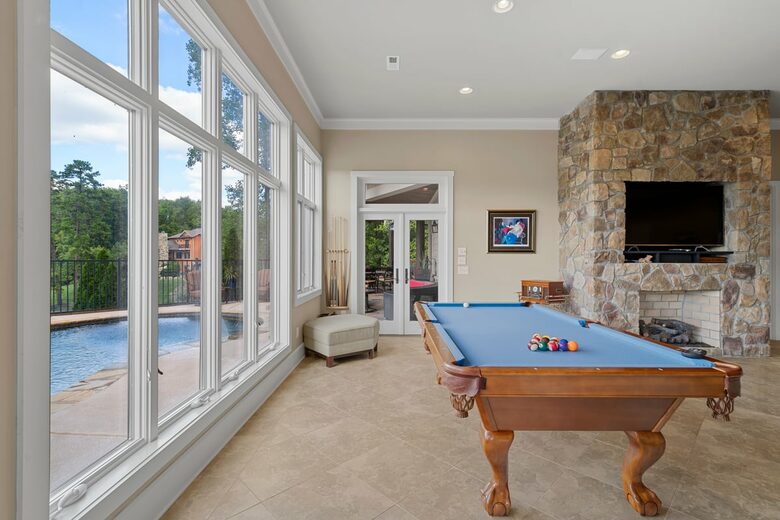 Gorgeous Lakefront Lodge with a Pool and Dock - Fort Mill, South Carolina