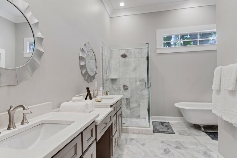 Historic Newly-Renovated Retreat - Arabi, Louisiana