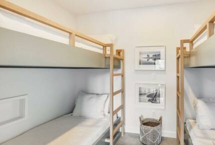 "The Thomas" Cozy Comfort with Expansive Vistas - Stowe, Vermont