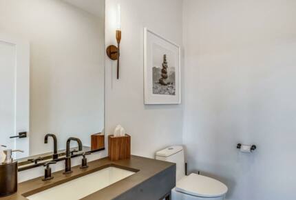 "The Thomas" Cozy Comfort with Expansive Vistas - Stowe, Vermont